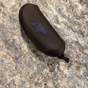 Maui Jim glasses / sunglasses case